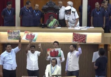 ଏଲପିଜି ସଙ୍କଟ ନେଇ ହଟ୍ଟଗୋଳ; ବିରୋଧୀଙ୍କ ବିରୋଧରେ ଦୁଇଥର ମୁଲତବୀ ହେଲା ଗୃହ