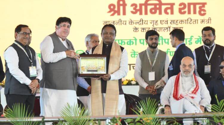 ପାରାଦୀପରେ ସଲଫ୍ୟୁରିକ୍ ଏସିଡ୍ ପ୍ଲାଣ୍ଟର ଲୋକାର୍ପଣ କଲେ କେନ୍ଦ୍ର ଗୃହମନ୍ତ୍ରୀ ଅମିତ ଶାହ