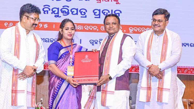 ୫୫୧ ଜଣଙ୍କୁ ନିଯୁକ୍ତି ପତ୍ର ବାଣ୍ଟିବେ ମୁଖ୍ୟମନ୍ତ୍ରୀ
