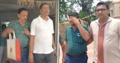 ଲାଞ୍ଚ ନେବା ବେଳେ ଧରାପଡ଼ିଲେ ଜିଲ୍ଲା ଶିକ୍ଷାଧିକାରୀଙ୍କ କାର୍ଯ୍ୟାଳୟର ଜୁନିୟର ଆସିଷ୍ଟାଣ୍ଟ