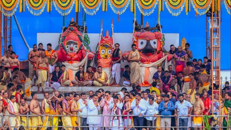 ମହାପ୍ରଭୁଙ୍କ ଦେବସ୍ନାନ ନୀତି ସମ୍ପନ୍ନ, ଗଜାନନ ବେଶରେ ଦର୍ଶନ ଦେଲେ ଚତୁର୍ଦ୍ଧାମୂର୍ତ୍ତି