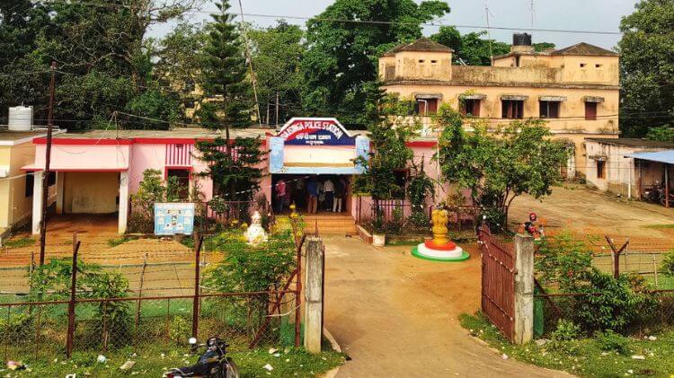 ଗାଡ଼ିଆରେ ପଡ଼ି ୩ ବର୍ଷର ଶିଶୁର ମୃତ୍ୟୁ