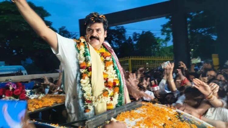୧୦ ମାସ ପରେ ଜାମିନରେ ମୁକୁଳିଲେ ବିକ୍ରମ ପଣ୍ଡା