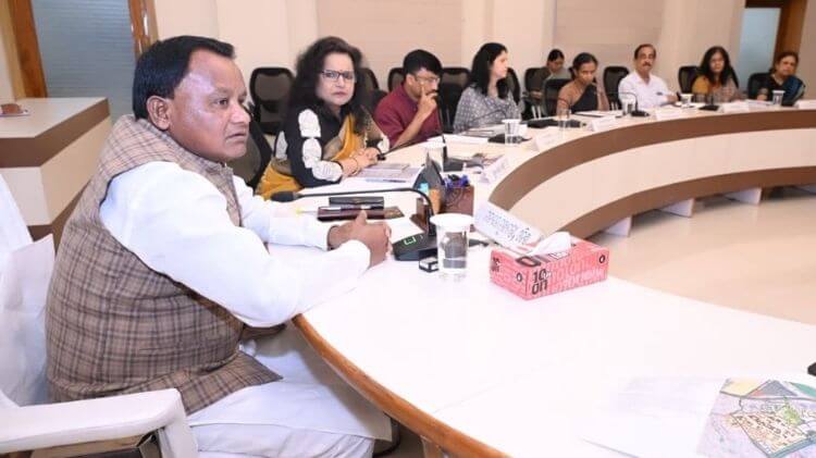 ଆୟୁଷ୍ମାନରେ ମିଶିବ ନାହିଁ ଗୋପବନ୍ଧୁ ସ୍ୱାସ୍ଥ୍ୟ ବୀମା ଯୋଜନା, ସାମ୍ବାଦିକଙ୍କୁ ମିଳିବ ସୁବିଧା